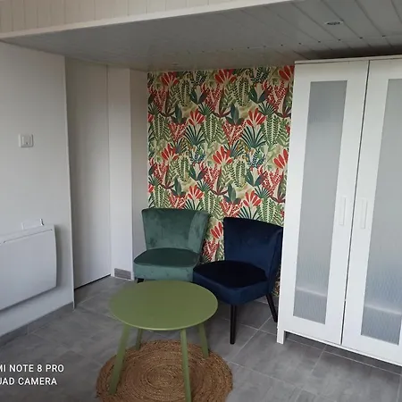 Maisonnette Independante 4 Personnes Jardin Terrasse Vrigne-aux-Bois Exterior photo